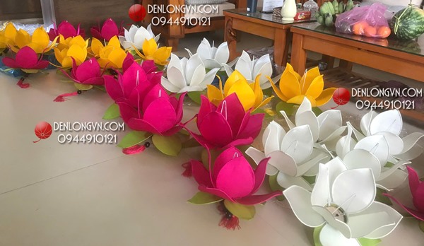 Đèn hoa sen treo bọc lụa trang trí